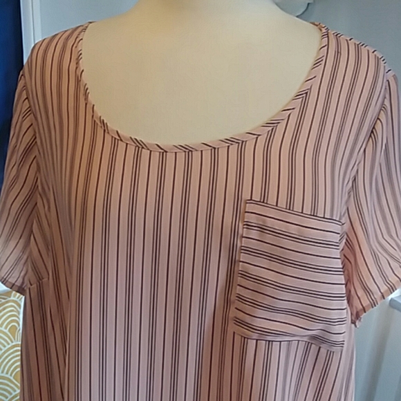 Torrid abbey striped tshirt top - Picture 4 of 7